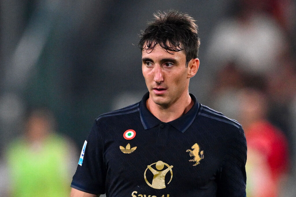 Andrea Cambiaso in campo con la Juventus nella stagione 2024/2025