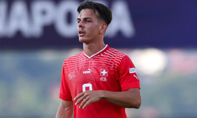 Ardon Jashari con la maglia della nazionale svizzera durante una partita