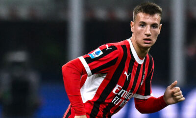 Francesco Camarda in campo con il Milan a San Siro