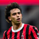 Joao Felix in campo con la maglia del Milan