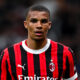 Malick Thiaw in campo con la maglia rossonera del Milan