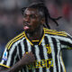 Moise Kean esulta correndo dopo un gol segnato con la Juventus