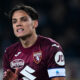 Samuele Ricci centrocampista Torino applaude compagni in Serie A 2024/2025