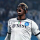 Victor Osimhen festeggia un gol con la seconda maglia scudettata del Napoli nella stagione 2023/2024