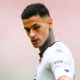 Gianluca Scamacca con la divisa del Genoa durante una partita di Serie A