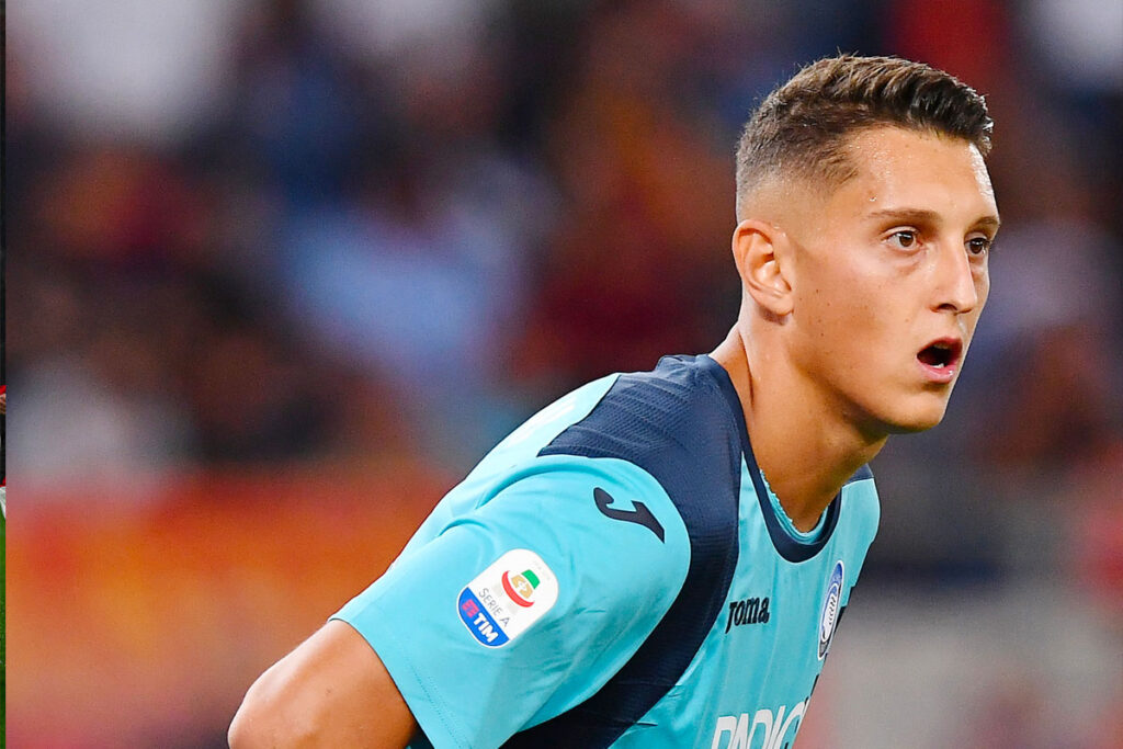 Pierluigi Gollini in maglia Atalanta mentre para durante una partita