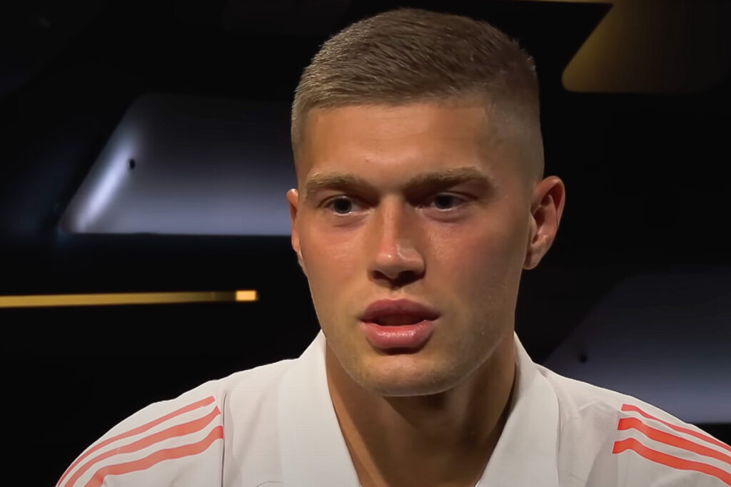 Artem Dovbyk in studio per intervista Roma TV