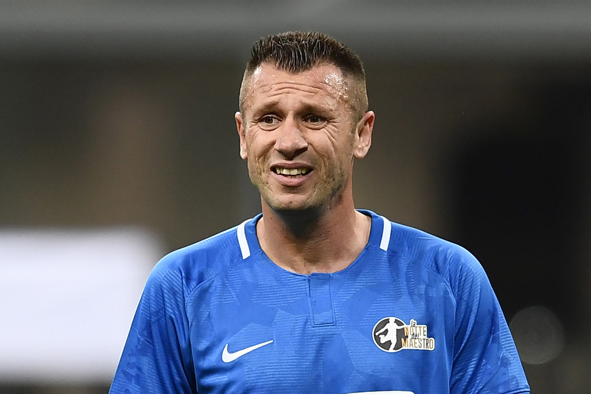 Antonio Cassano torna in campo in un match amichevole di calcio