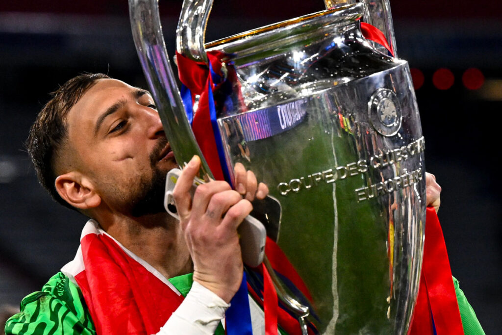 Donnarumma bacia la Champions League PSG Inter finale Monaco