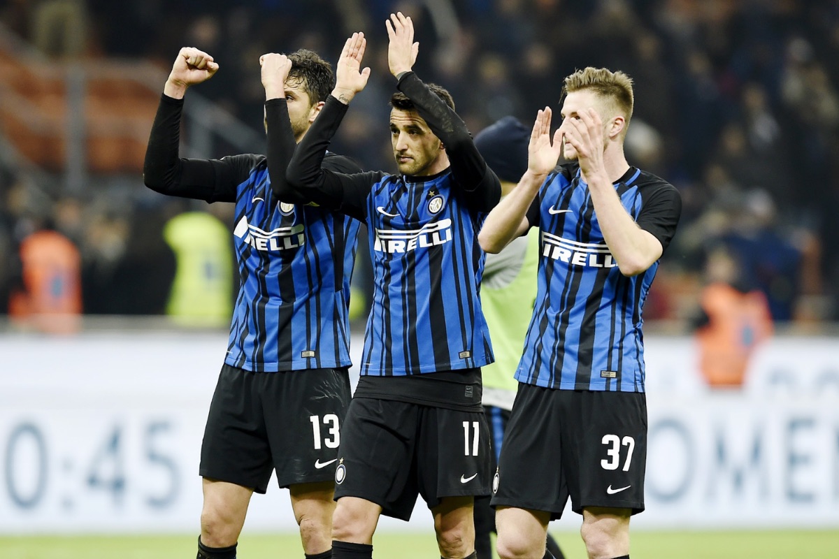 Ranocchia, Vecino e Skriniar con la maglia dell’Inter in campo a San Siro