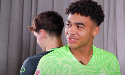 Odogu durante un gioco in una videoclip proposta dal Wolfsburg sui suoi canali ufficiali online
