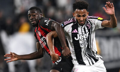 Fofana e Kelly in contrasto palla al piede nella partita Juventus-Milan di Serie A