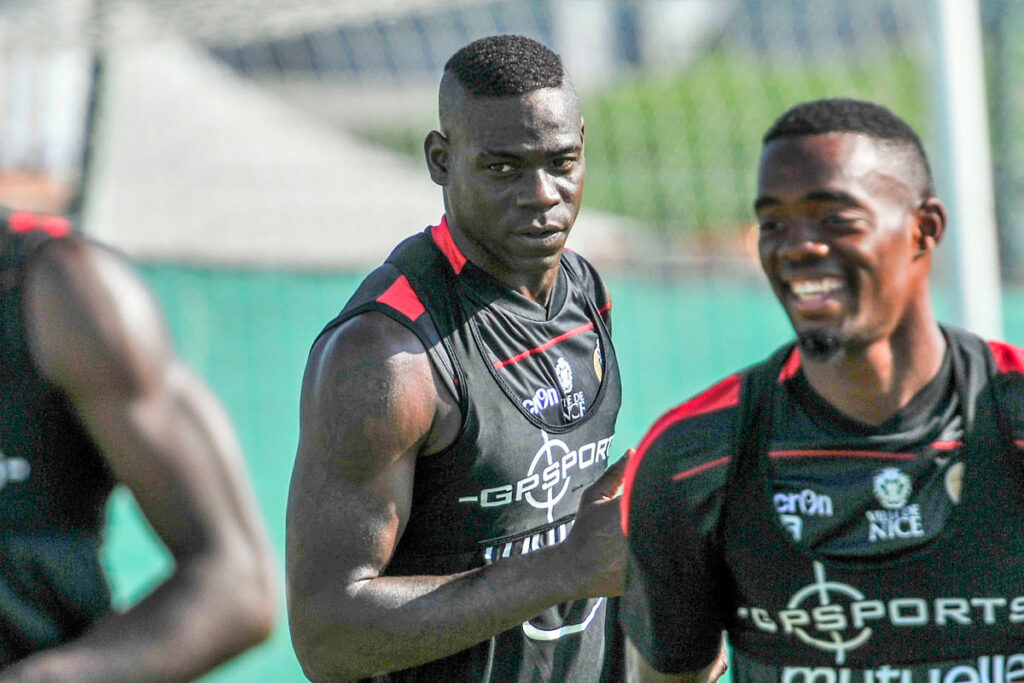 Mario Balotelli in allenamento con il Nizza durante la stagione di Ligue 1