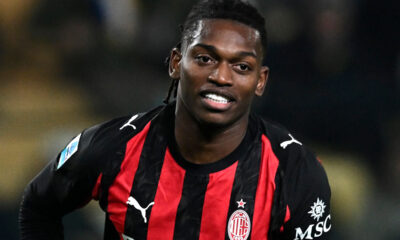 Rafa Leao in azione con la maglia del Milan nella partita di Serie A 2025/26 contro il Parma