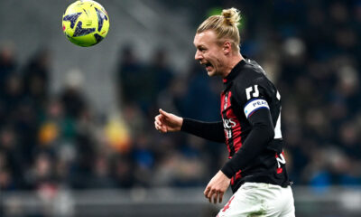 Simon Kjaer in campo con il Milan nel 2022/2023